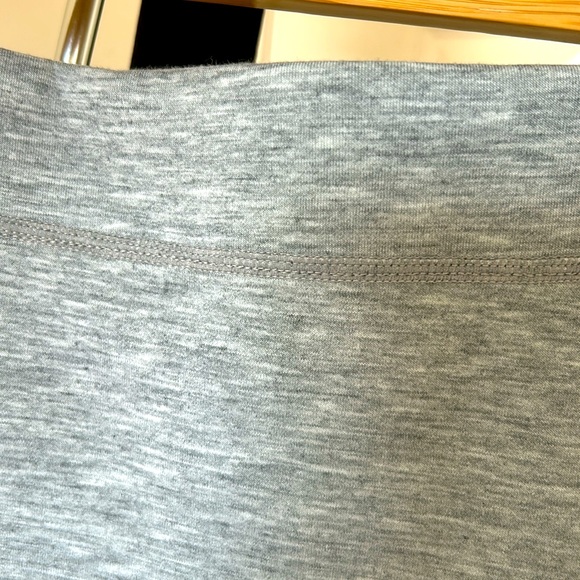 Grey casual skirt - Picture 2 of 5